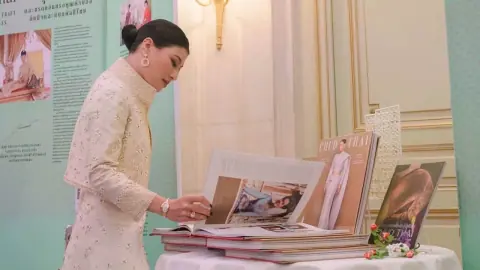 เจ้าฟ้าสิริวัณณวรีฯ ทรงเปิดเสวนาที่ปารีส ถ่ายทอดพัฒนาการชุดไทย