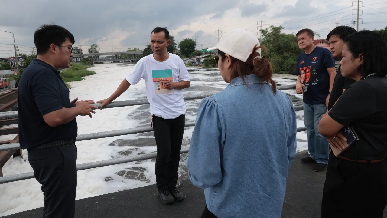 เชตวันลงพื้นที่ปากคลองรังสิต ประสานติดตามน้ำเสียและการระบาย