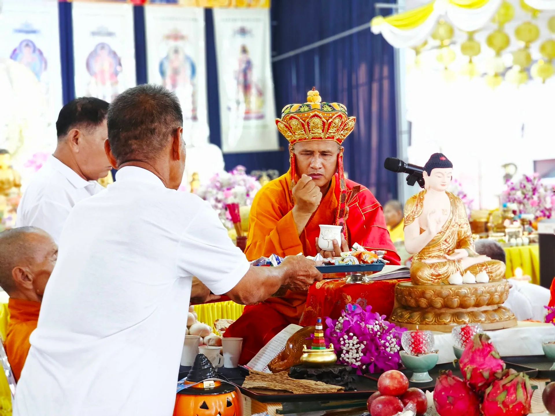 วัดธรรมปัญญารามบางม่วง จัดพิธีไทยทานทิ้งกระจาด สืบสานเมตตาธรรมในเทศกาลถือศีลกินเจ ประจำปี ๒๕๖๙