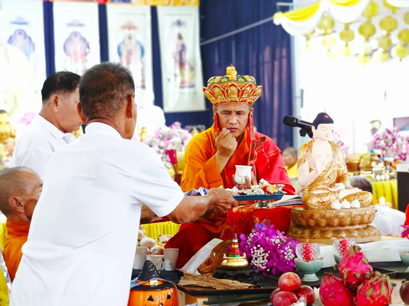 วัดธรรมปัญญารามบางม่วง จัดพิธีไทยทานทิ้งกระจาด สืบสานเมตตาธรรมในเทศกาลถือศีลกินเจ ประจำปี ๒๕๖๙